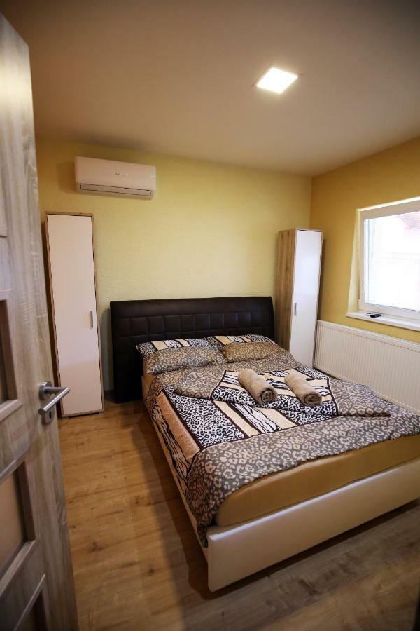 Apartmány Dimitra Štúrovo Exterior foto